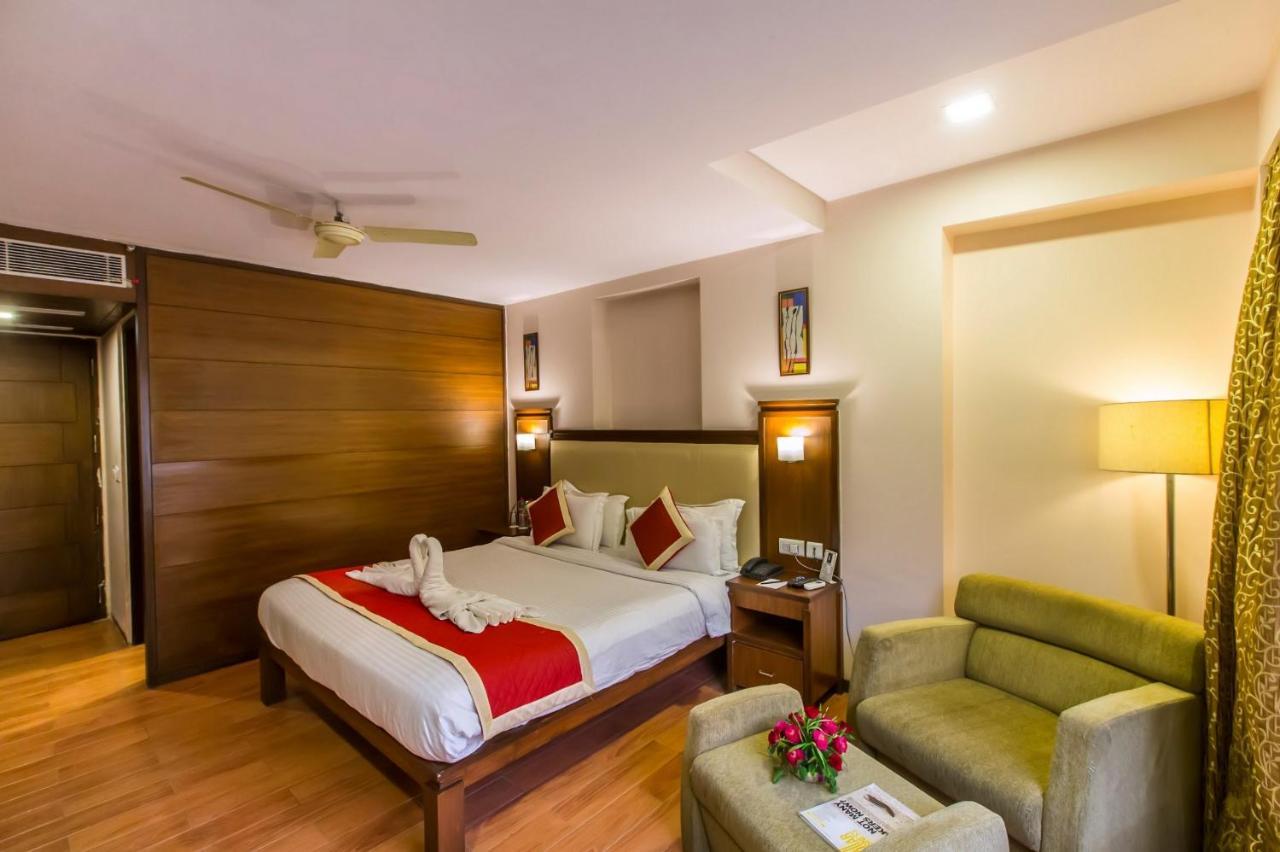 Hotel Golden Manor Τζαϊπούρ Εξωτερικό φωτογραφία