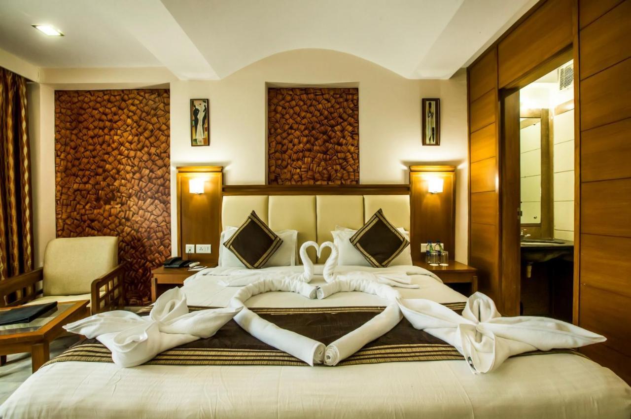 Hotel Golden Manor Τζαϊπούρ Εξωτερικό φωτογραφία