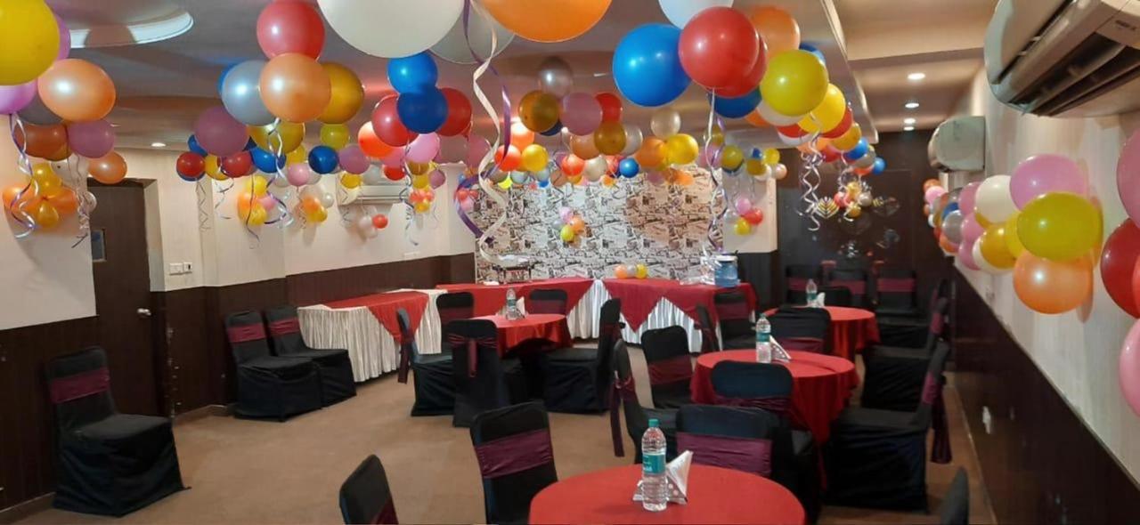 Hotel Golden Manor Τζαϊπούρ Εξωτερικό φωτογραφία