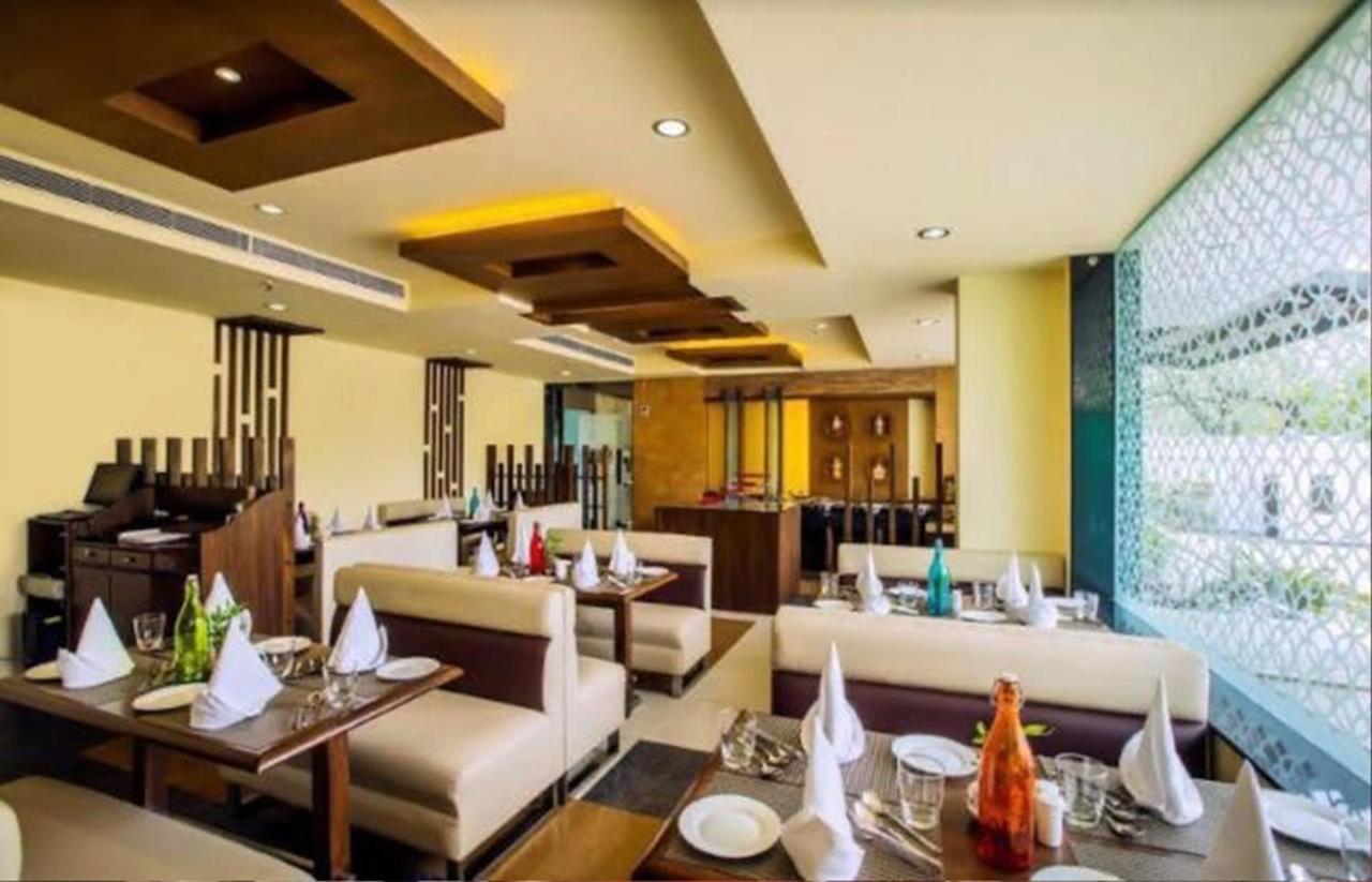 Hotel Golden Manor Τζαϊπούρ Εξωτερικό φωτογραφία